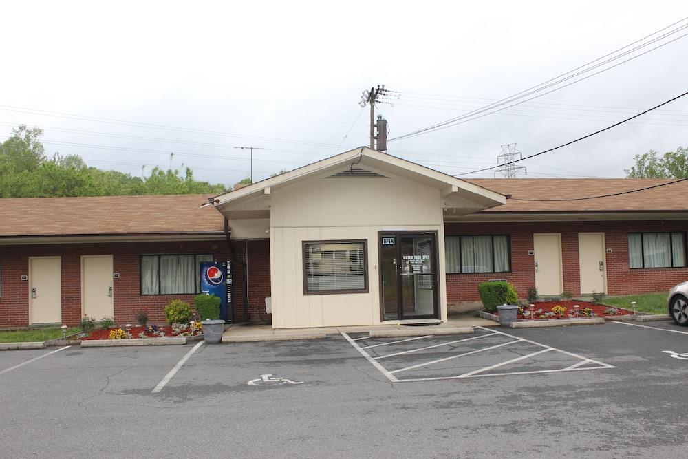 Green Valley Motel Winston Salem Exterior foto