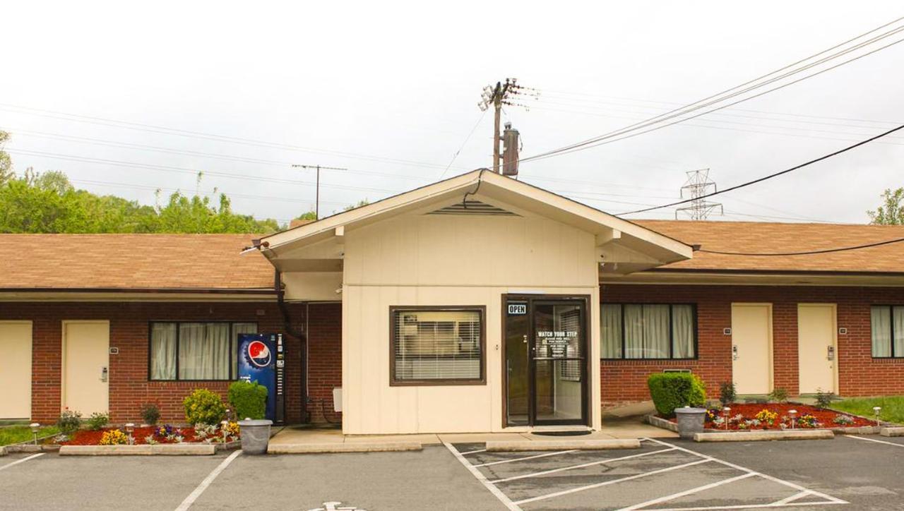 Green Valley Motel Winston Salem Exterior foto